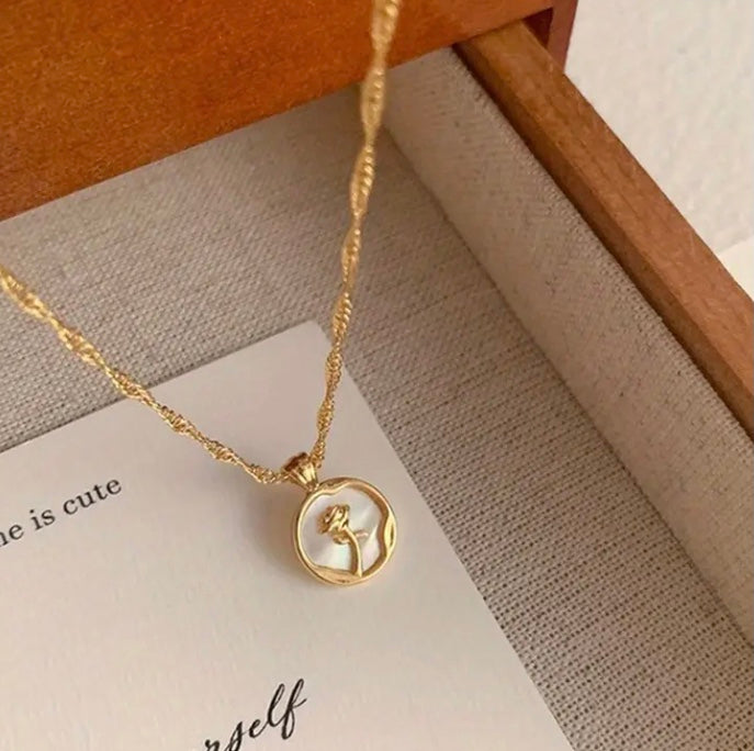 Flower necklace