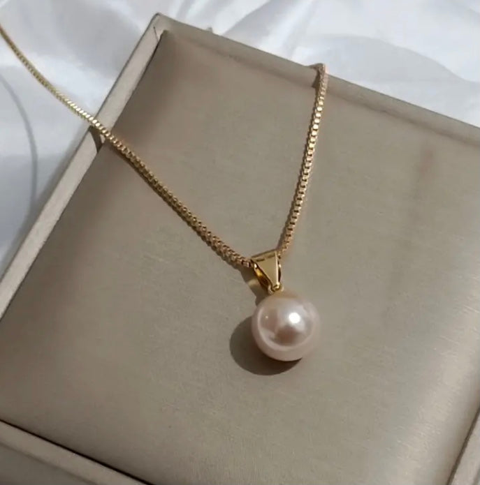 Pearl Pendant