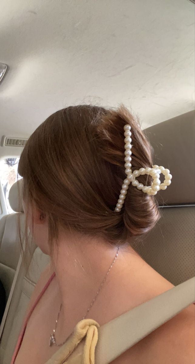 Vintage hair clip